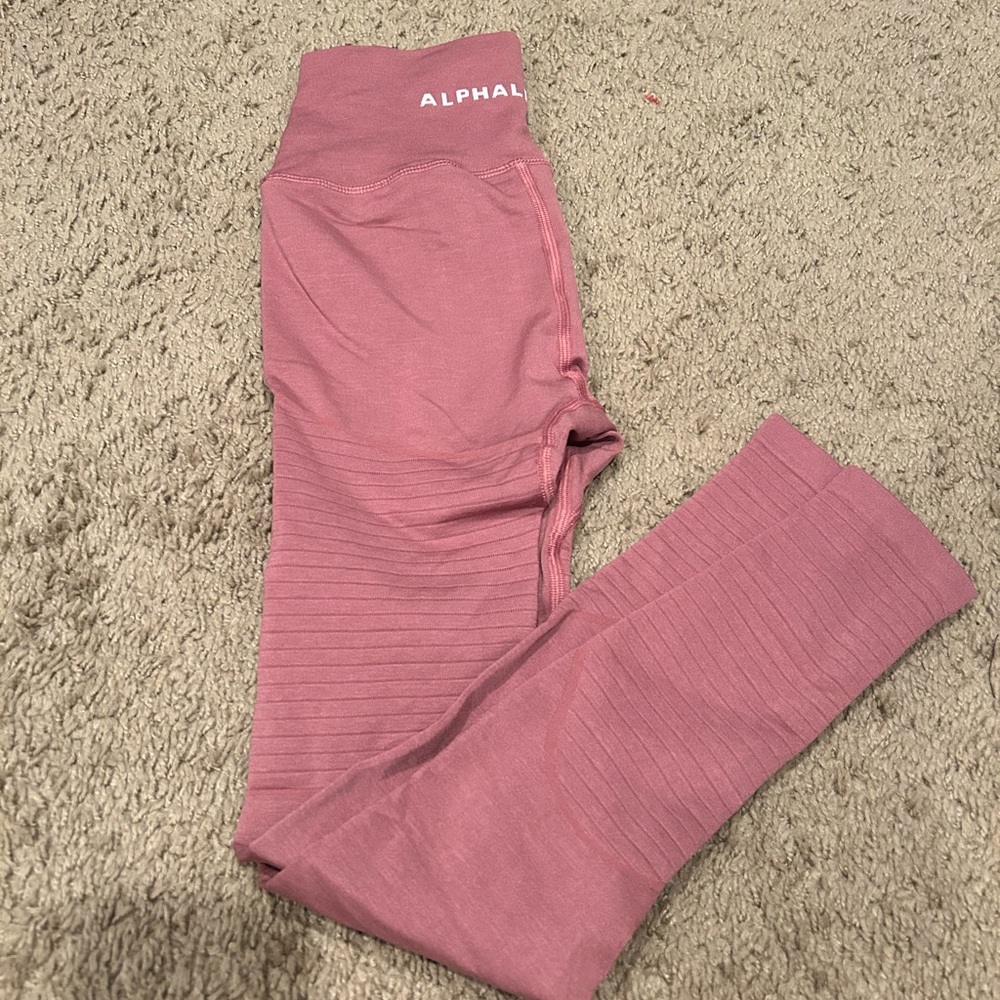 Women’s workout leggings - Alphalete